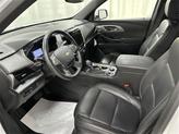 Thumbnail of 2023 Summit White Chevrolet Traverse