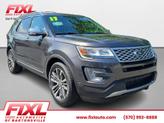 Photo of 2017 Smoked Quartz Metallic Tinted Clearcoat Ford Explorer
