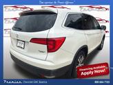Thumbnail of 2017 White Diamond Pearl Honda Pilot