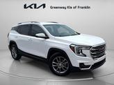 Photo of 2022 Summit White GMC Terrain