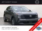Photo of 2025 Gun Metallic Nissan Kicks