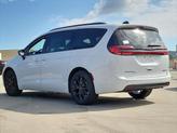 Thumbnail of 2025 Bright White Clearcoat Chrysler Pacifica