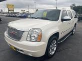 Thumbnail of 2014 White Diamond Tri-Coat GMC Yukon XL