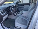 Thumbnail of 2019 White Frost Tricoat GMC Acadia