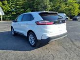 Thumbnail of 2022 White Ford Edge