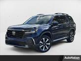 Photo of 2025 Obsidian Blue Pearl Honda Pilot