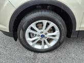 Thumbnail of 2017 White Gold Metallic Ford Escape