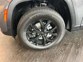 Thumbnail of 2025 Baltic Gray Metallic Clearcoat Jeep Grand Cherokee