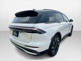 Thumbnail of 2025 WHITE PLATINUM MET 3C Lincoln Nautilus