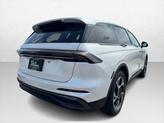 Thumbnail of 2025 WHITE PLATINUM MET 3C Lincoln Nautilus