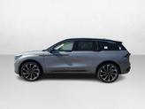 Thumbnail of 2025 LUSTROUS GRAY METALLIC Lincoln Nautilus
