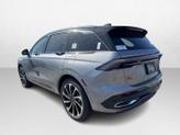 Thumbnail of 2025 LUSTROUS GRAY METALLIC Lincoln Nautilus
