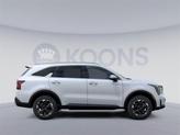 Thumbnail of 2025 Glacial White Pearl Kia Sorento