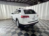Thumbnail of 2022 Pure White Volkswagen Atlas