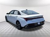 Thumbnail of 2025 White Hyundai ELANTRA