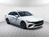 Thumbnail of 2025 White Hyundai ELANTRA