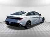 Thumbnail of 2025 White Hyundai ELANTRA