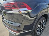 Thumbnail of 2022 Deep Black Pearl Volkswagen Atlas Cross Sport
