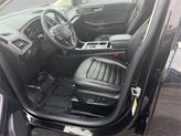 Thumbnail of 2022 Agate Black Metallic Ford Edge