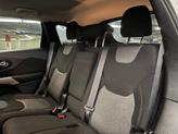 Thumbnail of 2018 Bright White Clearcoat Jeep Cherokee