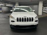 Thumbnail of 2018 Bright White Clearcoat Jeep Cherokee