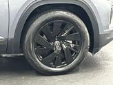 Thumbnail of 2024 Platinum Gray Volkswagen Atlas