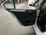 Thumbnail of 2016 Pure White Volkswagen Jetta
