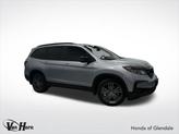 Photo of 2022 Lunar Silver Metallic Honda Pilot