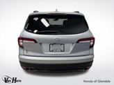 Thumbnail of 2022 Lunar Silver Metallic Honda Pilot