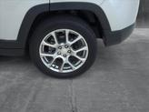 Thumbnail of 2024 Silver Zynith Metallic Clearcoat Jeep Compass