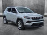 Thumbnail of 2024 Silver Zynith Metallic Clearcoat Jeep Compass