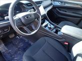 Thumbnail of 2025 Diamond Black Crystal Pearlcoat Jeep Grand Cherokee L