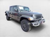 Thumbnail of 2025 Granite Crystal Metallic Clearcoat Jeep Gladiator