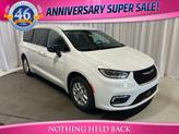 Photo of 2026 Bright White Clearcoat Chrysler Pacifica