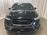 Thumbnail of 2026 Diamond Black Crystal Pearlcoat Chrysler Pacifica