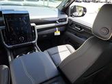 Thumbnail of 2025 Onyx Black GMC Yukon XL