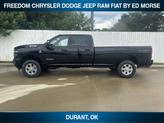 Thumbnail of 2025 Diamond Black Crystal Pearlcoat RAM 3500