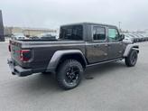 Thumbnail of 2025 Granite Crystal Metallic Clearcoat Jeep Gladiator