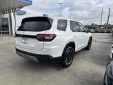 Thumbnail of 2025 Platinum White Pearl Honda Pilot