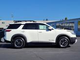 Thumbnail of 2025 Glacier White Nissan Pathfinder