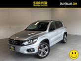 Photo of 2017 Reflex Silver Metallic Volkswagen Tiguan