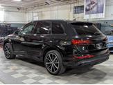 Thumbnail of 2022 Mythos Black Metallic Audi Q7