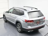 Thumbnail of 2022 Pyrite Silver Metallic Volkswagen Atlas