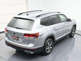 Thumbnail of 2022 Pyrite Silver Metallic Volkswagen Atlas