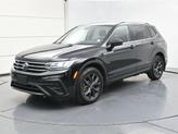 Photo of 2022 Deep Black Pearl Volkswagen Tiguan