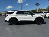 Thumbnail of 2022 Star White Metallic Tri-Coat Ford Explorer