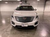 Thumbnail of 2017 Crystal White Tricoat Cadillac XT5