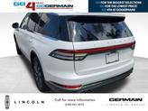 Thumbnail of 2025 Pristine White Metallic Tri-Coat Lincoln Aviator