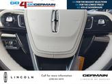 Thumbnail of 2025 Pristine White Metallic Tri-Coat Lincoln Aviator