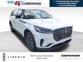 Thumbnail of 2025 Pristine White Metallic Tri-Coat Lincoln Aviator